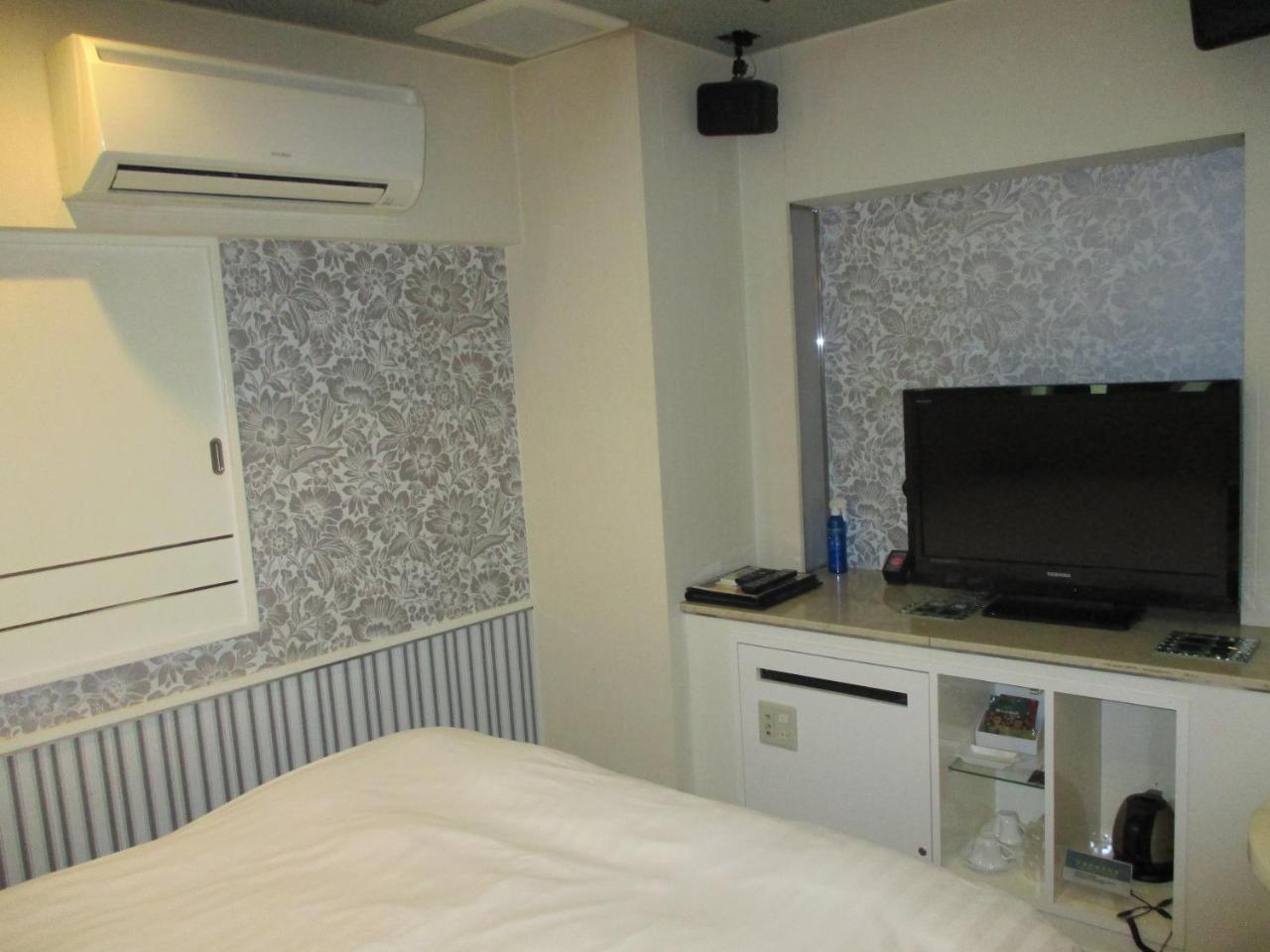 Hotel Lieto (Adults Only) Токио Екстериор снимка